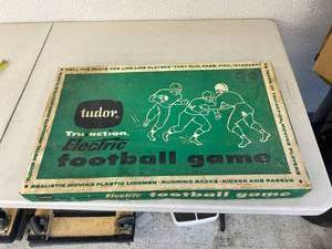 Tudor Tru Action Electric Football Game