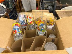 Collectible Glasses - Smurfs, Star Wars, Alvin