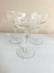 lot 31 image: Lot of Misc. Glassware