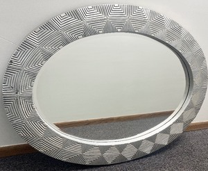 lot 69 image: Decorative Oval Shaped Mirror