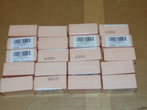 20 Pack LUXAZA Moisturizer Stick.  . SKU F105080005A.