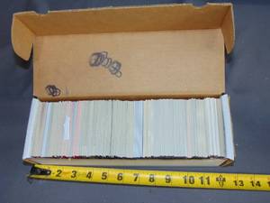 lot 33 image: Mixed Lot of Assorted Sports Cards