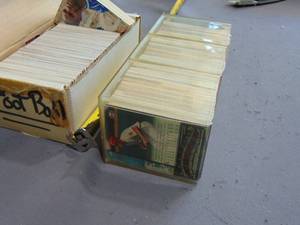 lot 36 image: Mixed Lot of Assorted Sports Cards