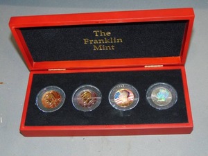 lot 47 image: The Franklin Mint JFK Coin Collectors Set