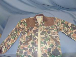lot 81 image: Game Winner Sportswear Camouflage Jacket - Size Medium