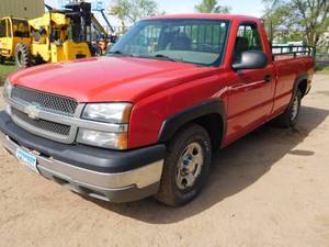 2004 Chevrolet Silverado 2WD Truck