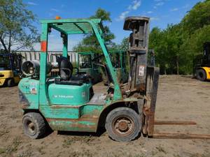2001 Mitsubishi FG25K LP Forklift - For Parts or Repair