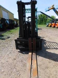 1995 Mitsubishi FGC30B LP Forklift