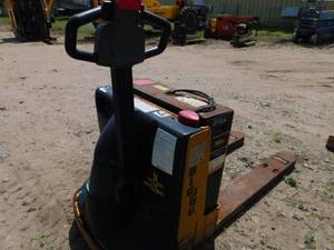 2010 Big Joe Pallet Jack WPT45 For Parts or Repair