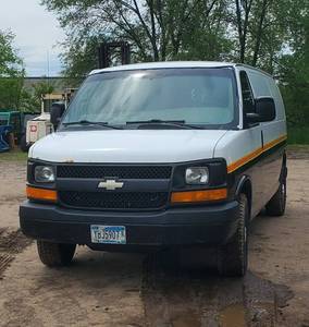2013 Chevrolet 3500 Express Van