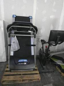 Set of High-end Exercise equipment - Treadmill and Bike - No Power