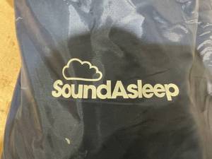 lot 318 image: Queen Size SoundAsleep Dream Series Luxury Air Mattress with ComfortCoil Technology & Built-in High Capacity Pump