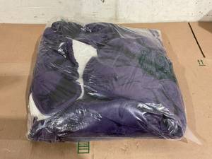 lot 191 image: Queen Size Purple Fur Comforter