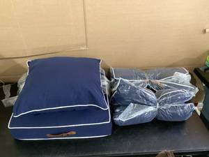 lot 613 image: Set of 2 Blue Patio Seat Covers, Measures 24 x 24 and 22 x 22