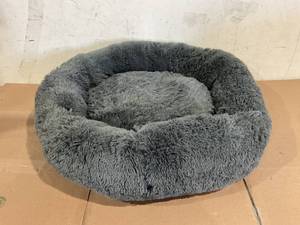 lot 265 image: Grey Fur Round Pet Bed