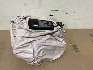 lot 581 image: SoundAsleep Dream Series Luxury Queen Air Mattress