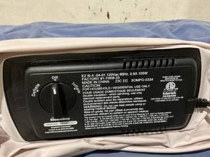 lot 586 image: SoundAsleep Dream Series Luxury Queen Air Mattress