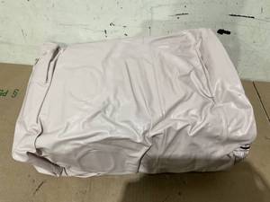 lot 587 image: SoundAsleep Dream Series Luxury Queen Air Mattress