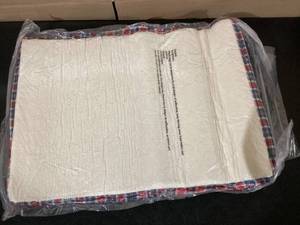 lot 633 image: Dog Bed, Measures 29 x 21