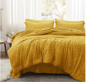 lot 578 image: Anluoer Queen Comforter Set. 88x88