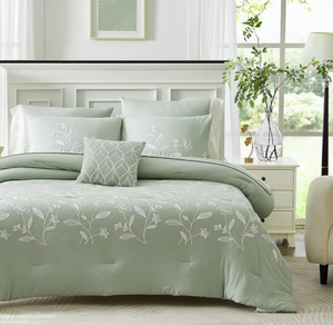 lot 188 image: 8PCS Queen Size MaiRve Sage Green Bedding Sets Comforter