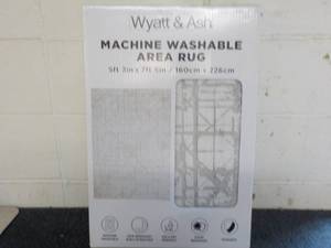 Wyatt and Ash 5 ft 3 x 7 ft 5 Washable Rug