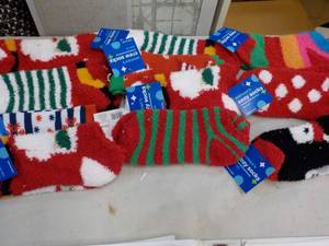 11 pr Holiday Fuzzy Crew socks...