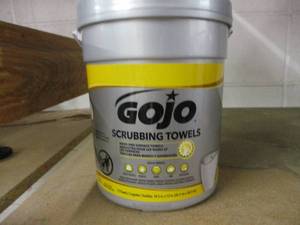 GOJO Scrubbing Towels - 72 total...