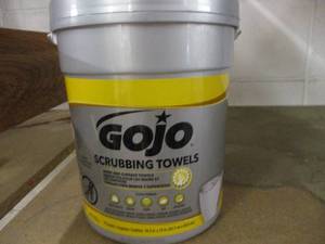 GOJO Scrubbing Towels - 72 total...