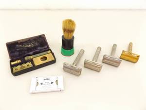 Lot of Vintage Gillette Razors, Blades, etc.