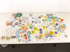 Large Lot of Vintage Pin Back Buttons