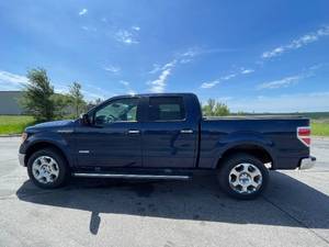 2012 Ford F-150 Lariat - 4X4