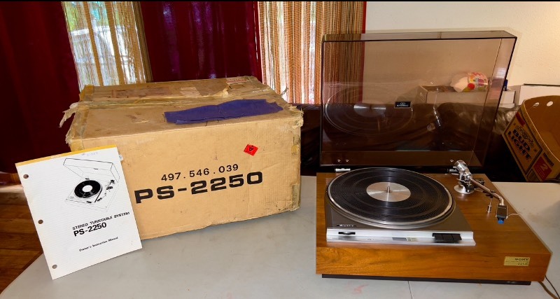 lot 1J image: VERY RARE Sony PS-2250 Direct Drive Turntable...