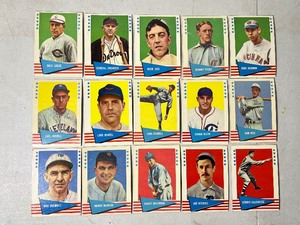 lot 11 image: Vintage 1961 Fleer Baseball Cards -  Baseball Greats