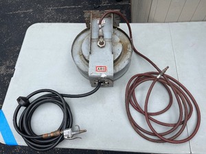lot 61 image: ARO air hose on reel Model 614005