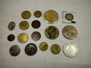 lot 95 image: AntiqueVintage CoinsTokens1907 US Silver LIBERTY ANTIQUE DIME Marilyn Monroe Gold Plated