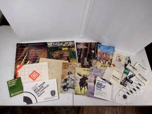lot 97 image: Vintage Minnesota Hunting and Trapping regulations pamphlets Redfield, Bushnell, Marlin Documentation