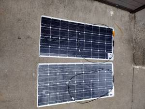 lot 118 image: (2) Solar Panels 18V 100W ETFE Semi Flexible