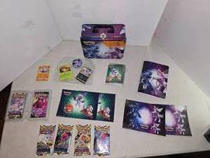 lot 146 image: Pokmon 2022 Scarlet and Violet Trading Card Game in collectible tin chest