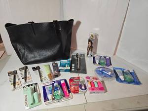 lot 245 image: Misc beauty and hygiene products, purse and flashlight