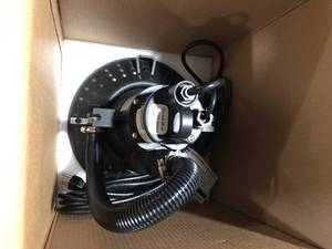Everbilt 14 hp Submersible Pool Cover Pump  Customer Returns See Pictures