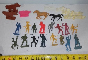 Vintage Kids Plastic Figures And Animals