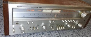 Vintage Pioneer Stereo Receiver Model SX-850. 65 watts per channel