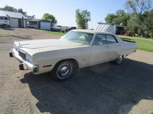 lot 32 image: 1973 Plymouth Fury III