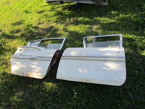 lot 39 image: 1958 Chevy Biscayne Doors
