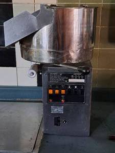 lot 313 image: Cretors Giant 5250W Popcorn Maker E4175