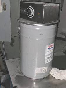 lot 323 image: Cretors 700W Oil Pump 7700
