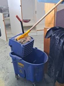 lot 331 image: Rubbermaid Commercial Mop Bucket with Wringer and Mop