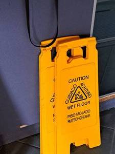 lot 336 image: Lot of (d) CAUTION Wet Floor Sign