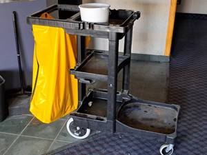 lot 339 image: Utility Cart with Garbage Bag 3-tier